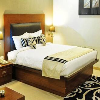 Hotel Milan, Vadodara 3